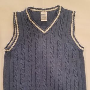 Sweater vest